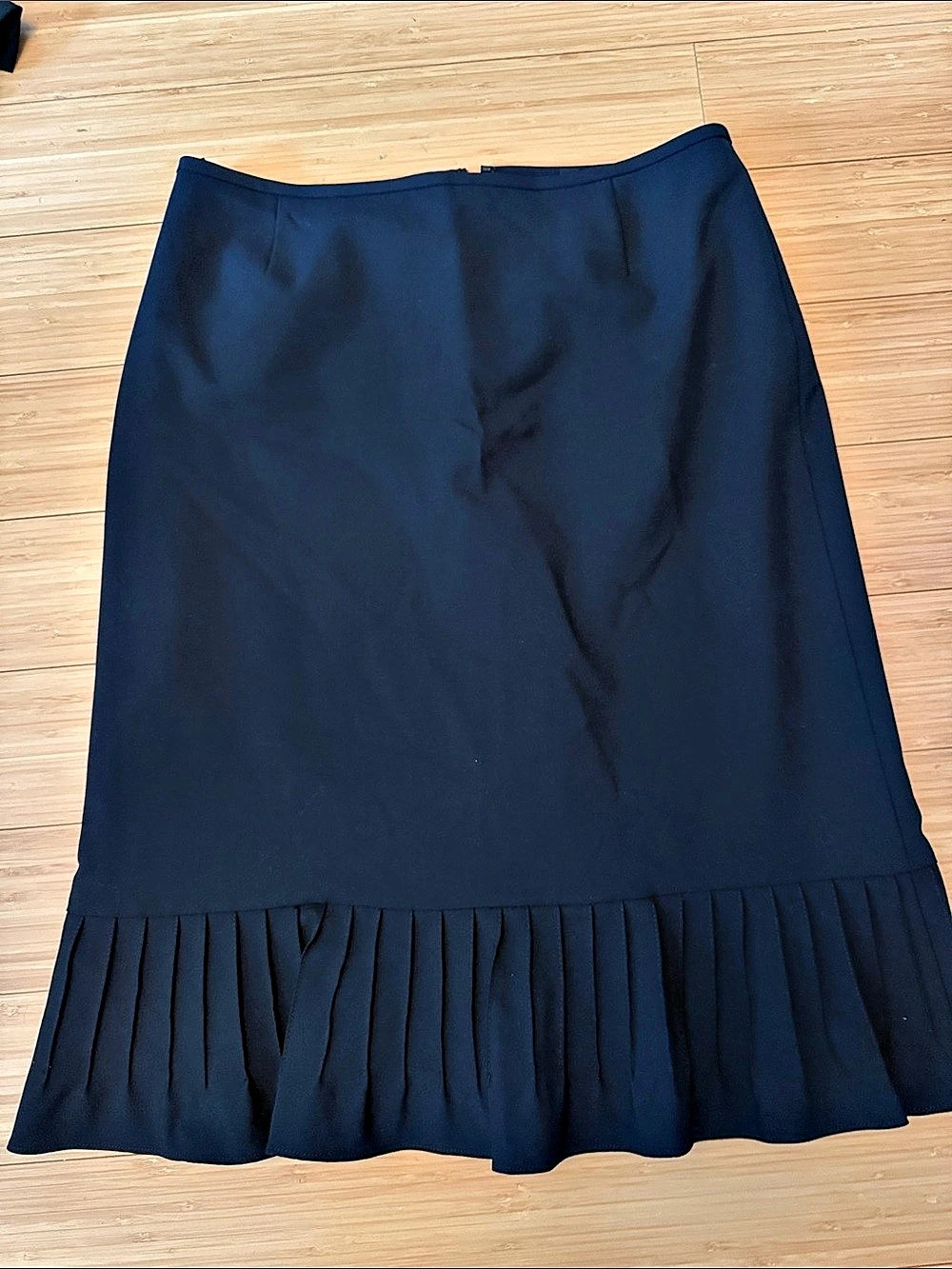 Antonio Melani Pleated Flounce Mini Skirt in Blue Size 8 Like New
